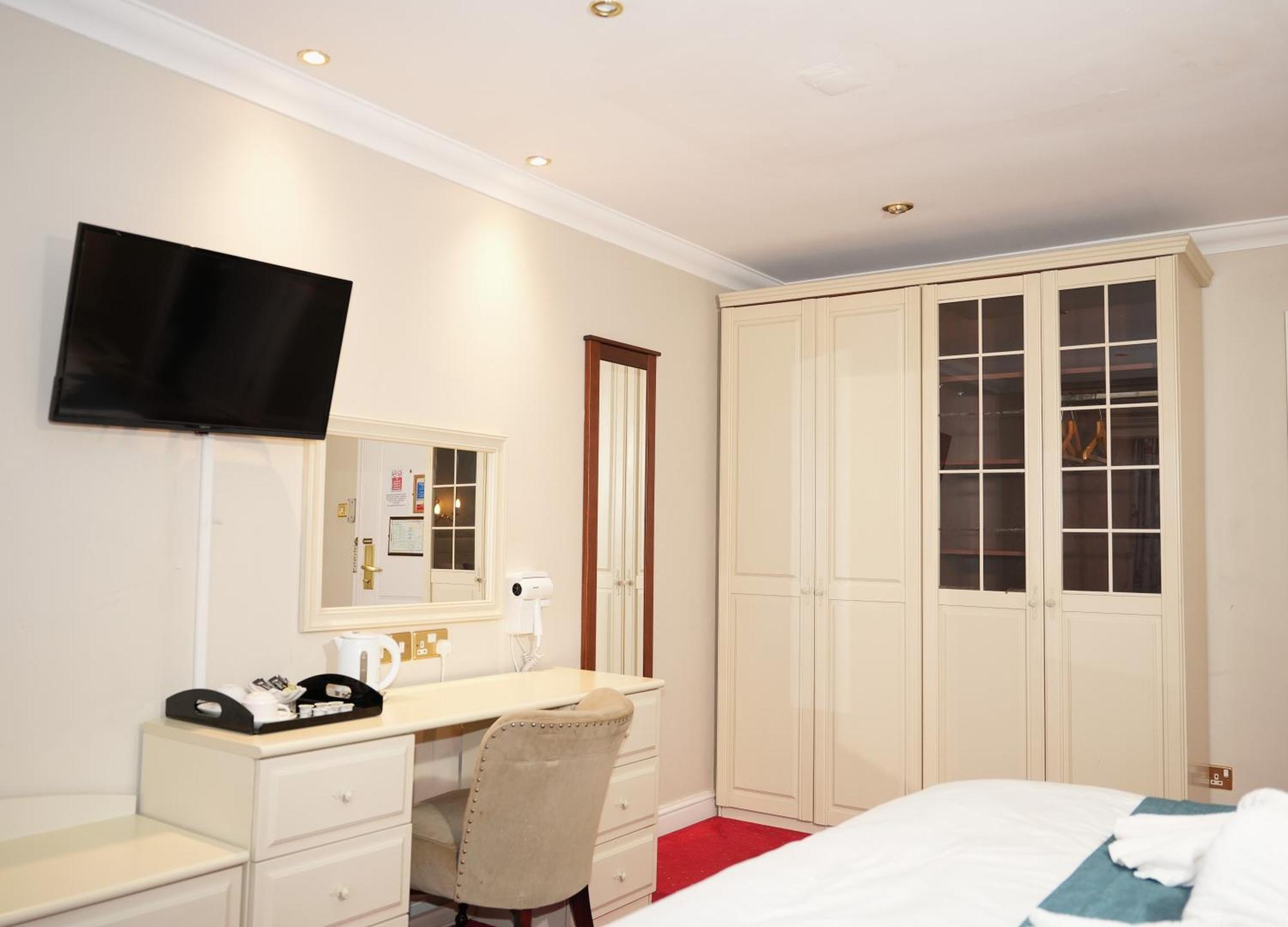 Consort Hotel Rotherham Exterior photo