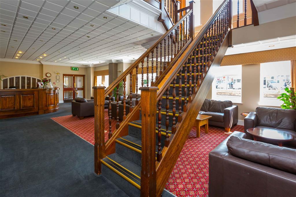 Consort Hotel Rotherham Interior photo